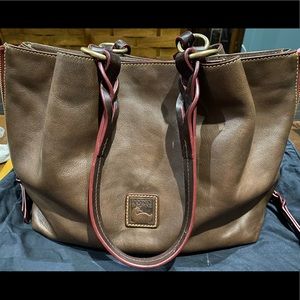 Dooney & Bourke Florentine Large Zip Barlow